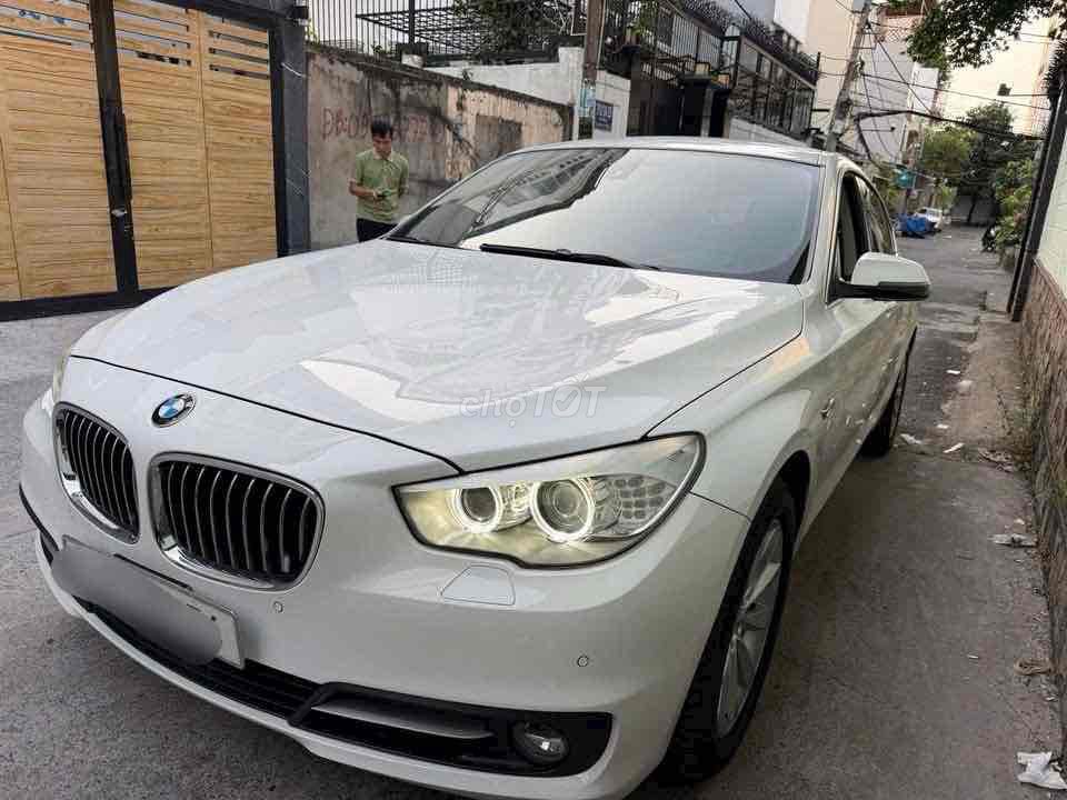 BMW 5 Series 2016 photo 2