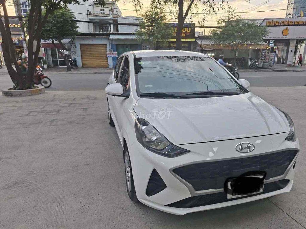 Hyundai i10 2023 Số tự động Trắng. Mua bán Ô tô tại Quận 12 Tp Hồ Chí Minh được đăng bởi văn nhi hình 2