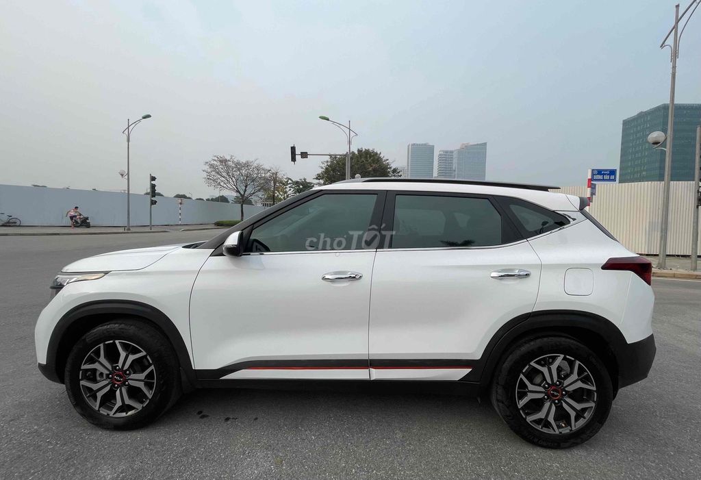 Kia Seltos 1.4 Premium Xline sx 2024 - màu Trắng.. Mua bán Ô tô tại Quận Cầu Giấy Hà Nội được đăng bởi CHỢ ÔTÔ CẦU GIẤY hình 10