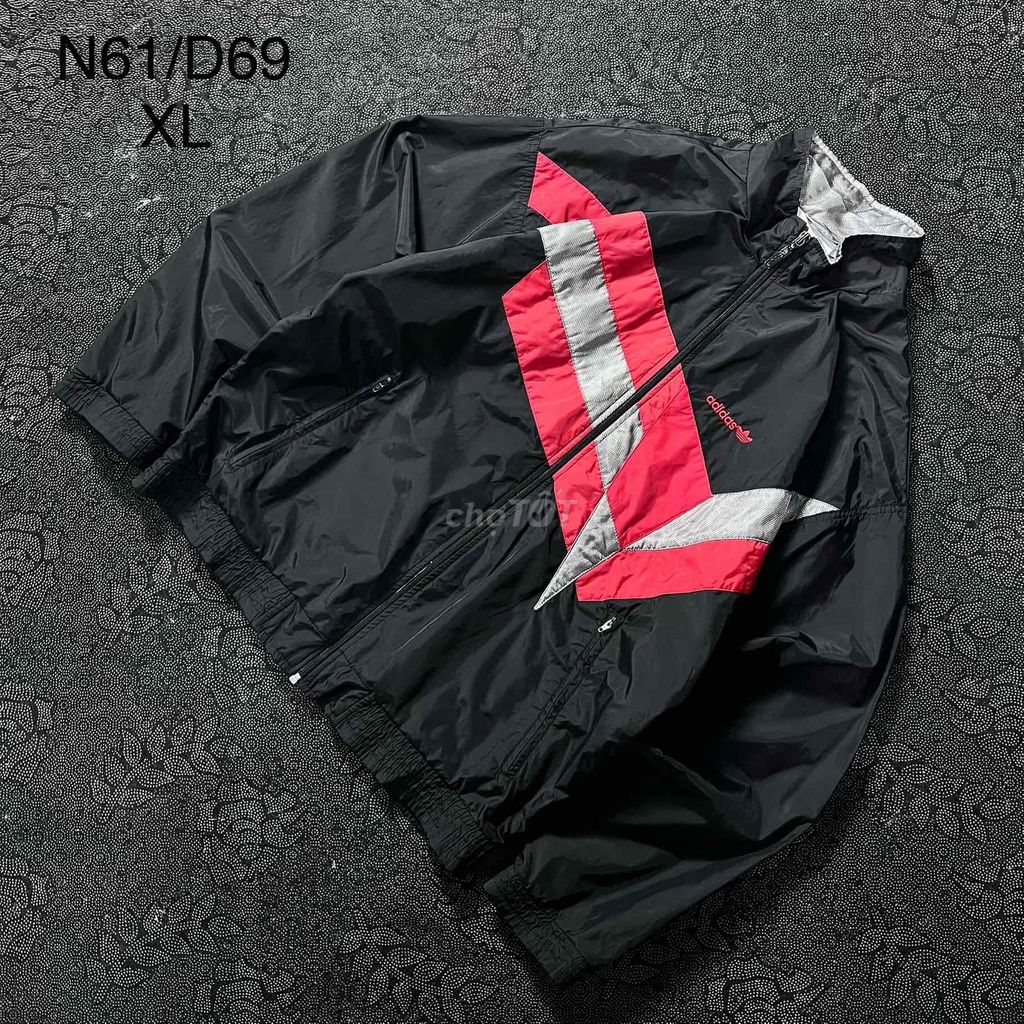 Áo khoác Adidas XL Đen, đỏ, xám Vải dù. Mua bán Quần áo tại Huyện Đức Trọng Lâm Đồng được đăng bởi Black 2hand  hình 1