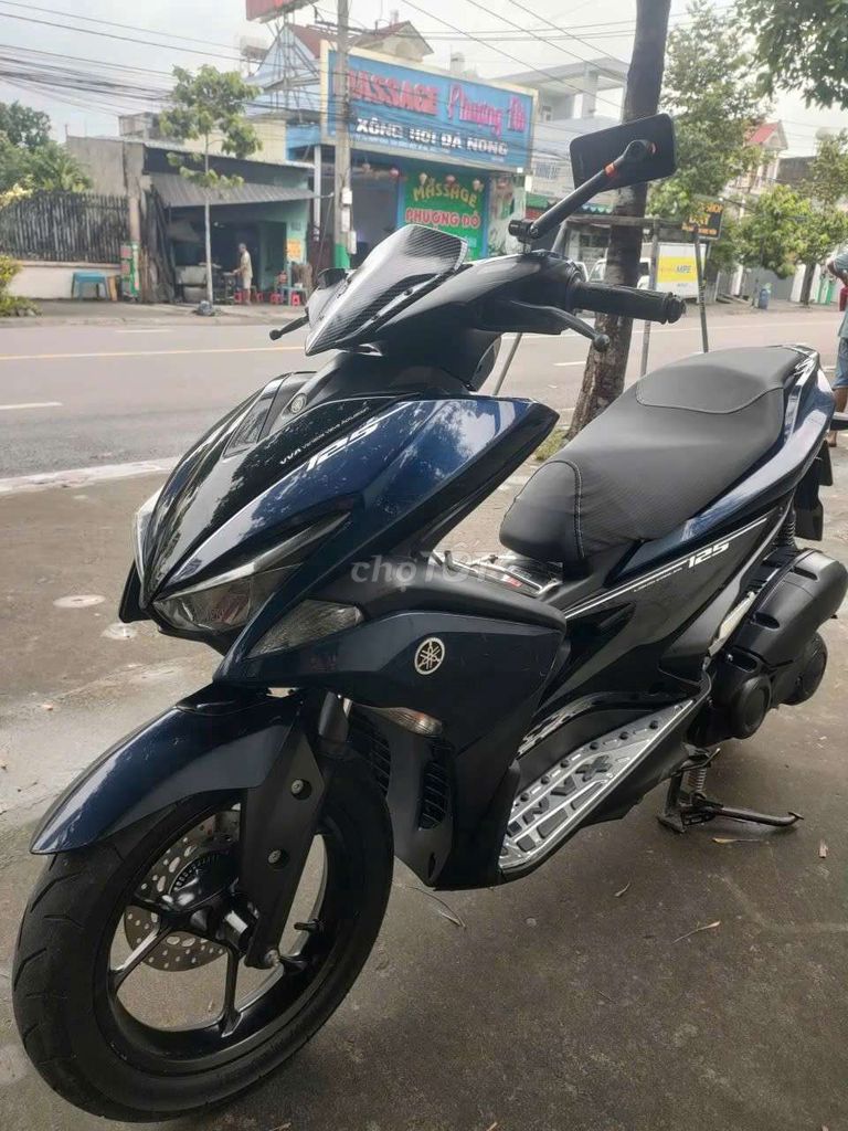 NVX khóa Smk thắng ABS xe đẹp máy rin êm. Mua bán Xe máy tại Thành phố Dĩ An Bình Dương được đăng bởi Cửa hàng xe máy Anh Khoa  hình 4