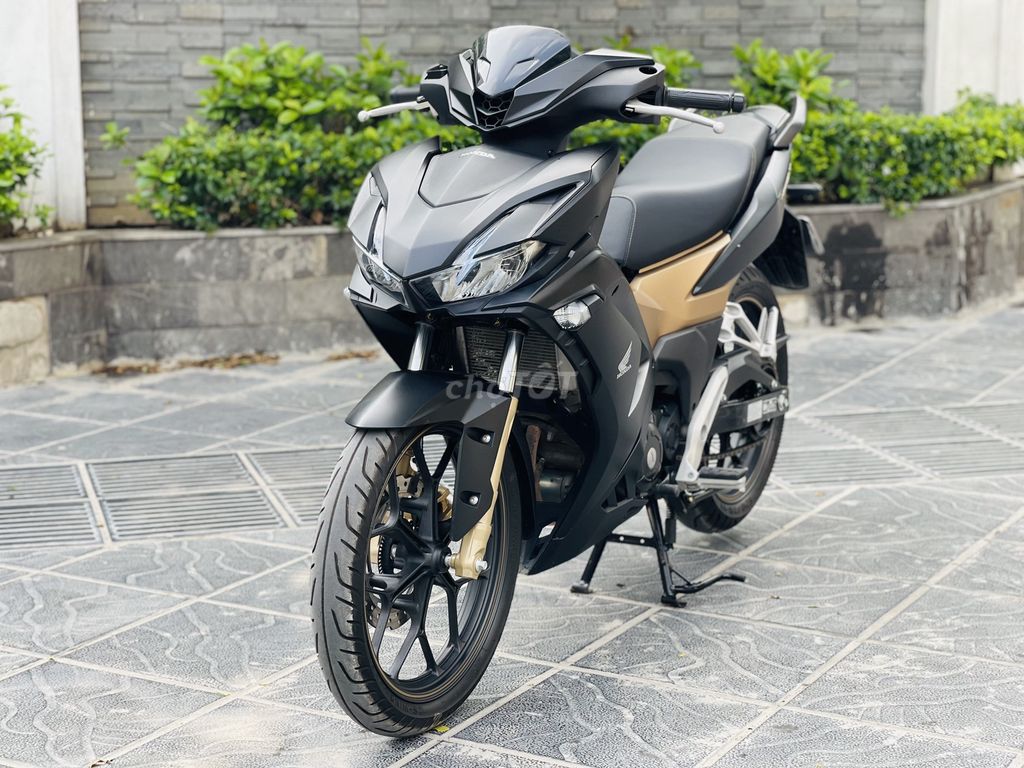 CHÍNH CHỦ BÁN WINNER X V3 ABS XE 1 CHỦ ĐI CỰC LƯỚT. Mua bán Xe máy tại Quận Bắc Từ Liêm Hà Nội được đăng bởi Lộc Phát hình 1