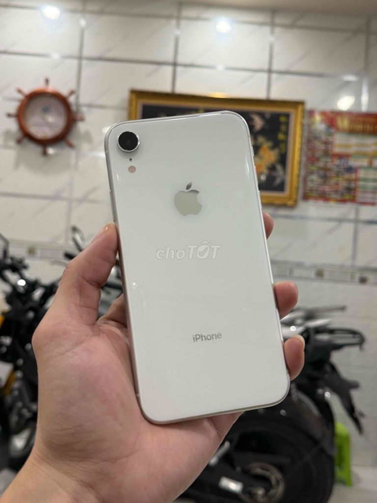 Giao lưu Apple iPhone XR 64GB Trắng 2 SIM vật lý. Mua bán Điện thoại tại Quận Bình Thạnh Tp Hồ Chí Minh được đăng bởi Trương Đạt hình 1