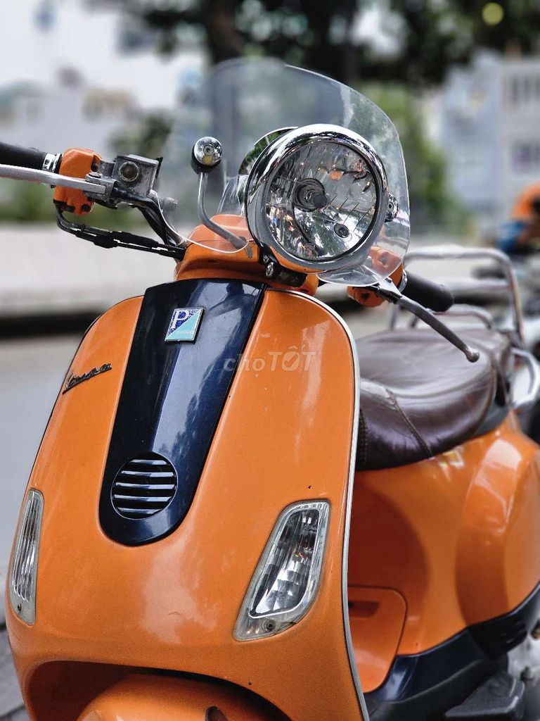 Siêu phẩm LXV 125 nhập Ý. Mua bán Xe máy tại Quận Ba Đình Hà Nội được đăng bởi Bách hình 2