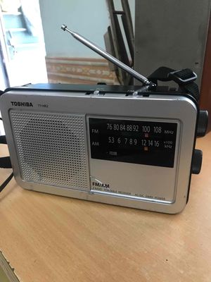 Radio Toshiba 2 băng AM/FM cũ