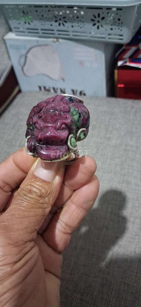 Nhẫn Tỳ Hưu Ruby Đỏ Xanh Unisex. Mua bán Phụ kiện thời trang khác tại Thành phố Hạ Long Quảng Ninh được đăng bởi Trường béo  hình 1