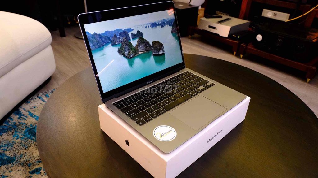 MacBook Air M1 13 inch 8GB/256GB đẹp 98%. Mua bán Laptop tại Quận Bình Thạnh Tp Hồ Chí Minh được đăng bởi Vân Anh 2Tech House hình 1