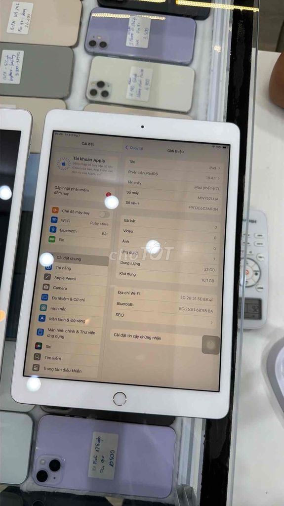Apple iPad Gen 7 Wifi 32GB Bạc. Mua bán Máy tính bảng tại Quận 4 Tp Hồ Chí Minh được đăng bởi Nguyễn Thị Minh hình 1