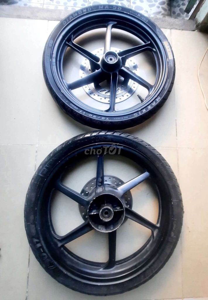 Bán_fun 2 cặp CBR _ 1 cặp CBR 125 + 1 cặp CBR 150. Mua bán Phụ tùng xe tại Quận 8 Tp Hồ Chí Minh được đăng bởi minh nhi hình 2