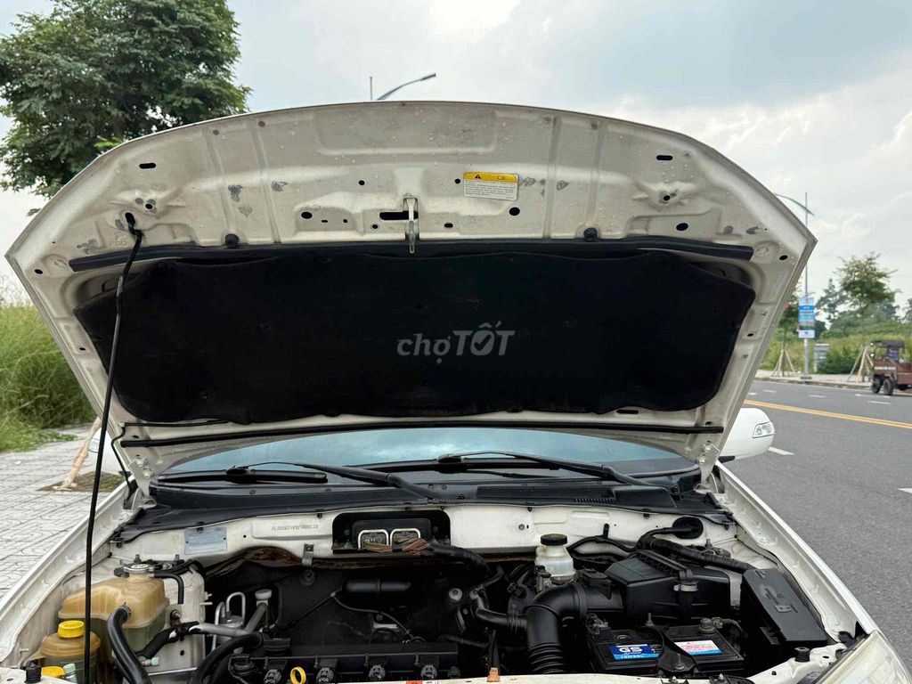Ford Escape 2011 2.3L XLS 4x2 Trắng. Mua bán Ô tô tại Thành phố Thủ Dầu Một Bình Dương được đăng bởi  Trung Tin Used Car hình 18