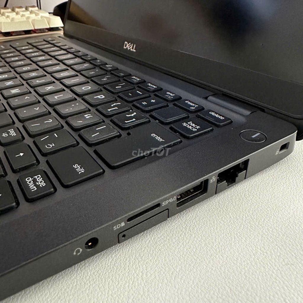 Dell 5300 Core i5 Gen 8 8GB/256GB. Mua bán Laptop tại Thành phố Biên Hòa Đồng Nai được đăng bởi Huy Vũ hình 1