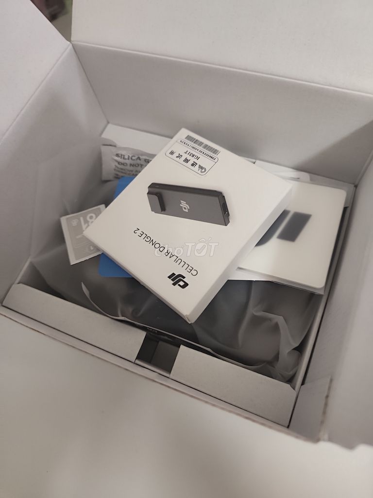 Combo Dji Mini 4 Pro + Dongle 2 + 1 Pin plus 3k8
