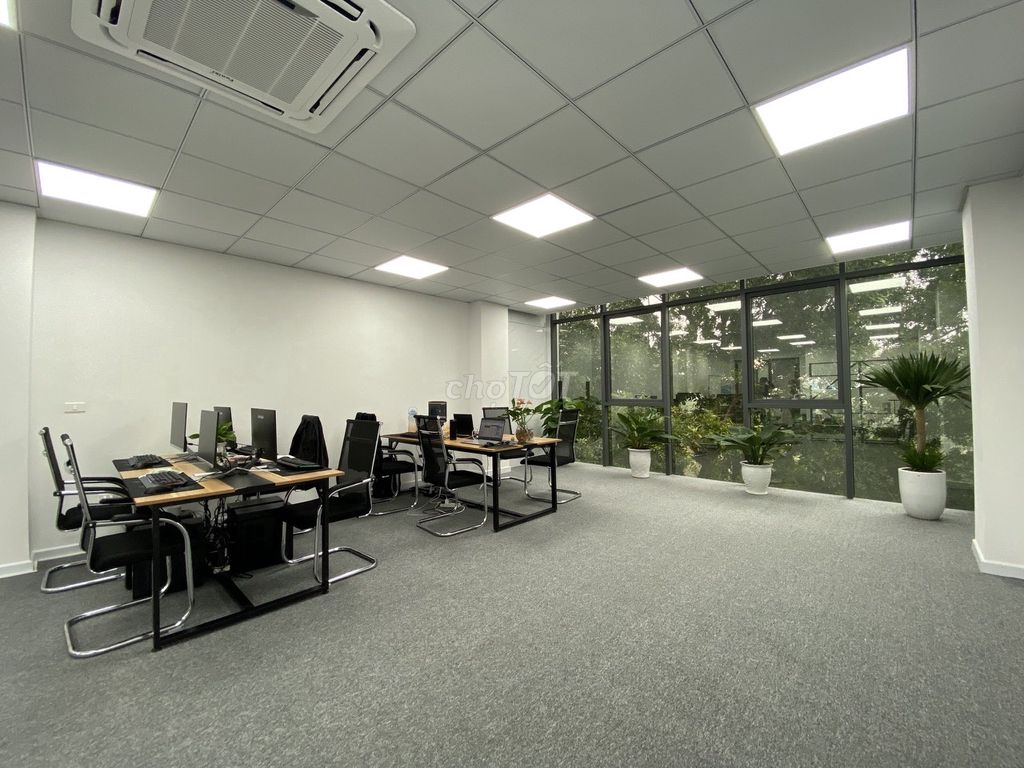Cho thuê vp phố chùa láng,dtsd 90m2 – 140m2, giá từ 18tr – 30tr/th
