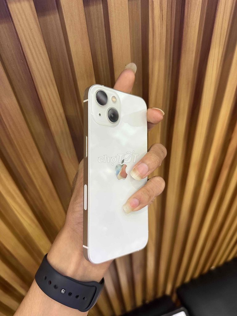Apple iPhone 13 128GB Trắng. Mua bán Điện thoại tại Quận 8 Tp Hồ Chí Minh được đăng bởi Lê Đặng Minh Khang hình 1
