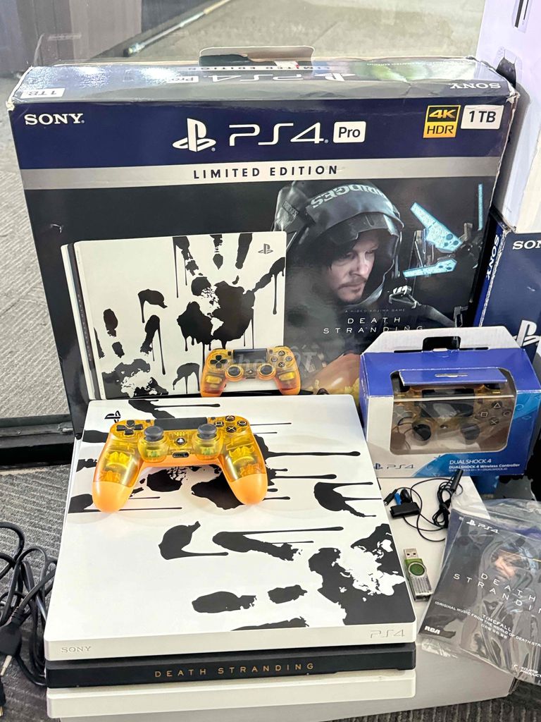 máy ps4 pro limited edition cực hiếm đã H@ck