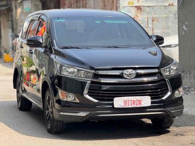 Toyota Innova 2018 2.0V - 60000 km