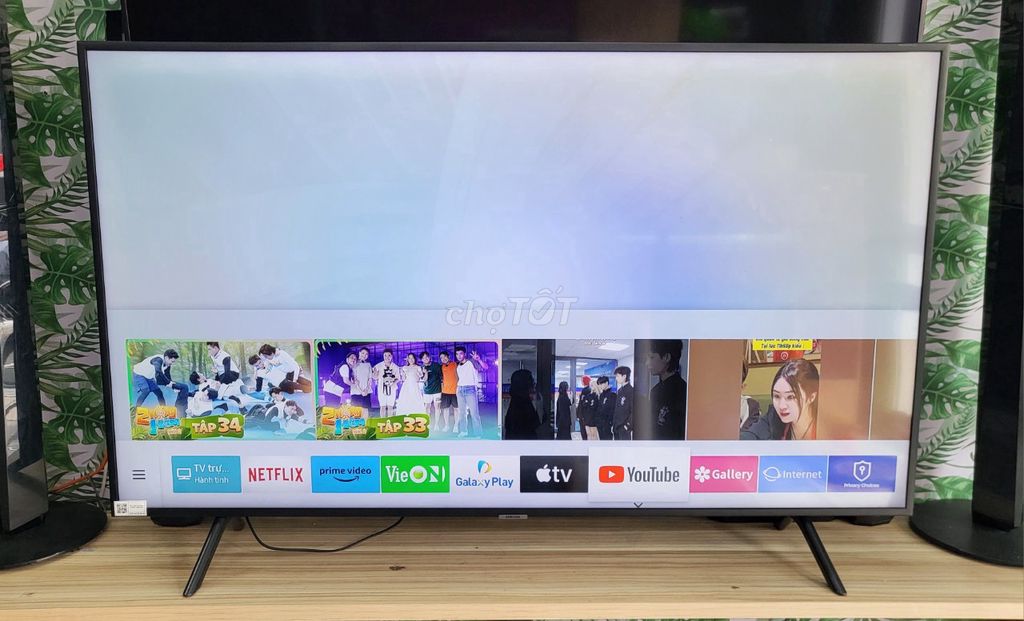 Tivi Samsung 50 Inch 50RU7200 Màn 4K Giọng Nói