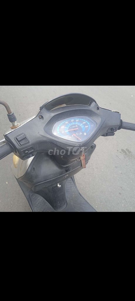 Honda Spacy 125 nhật giấy tờ đầy đủ biển số TP HCM. Mua bán Xe máy tại Quận 10 Tp Hồ Chí Minh được đăng bởi văn phúc  hình 2