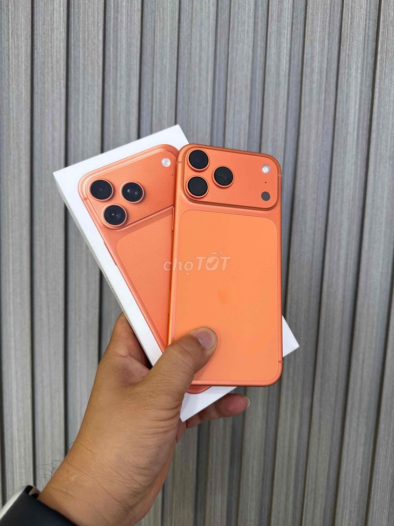 iPhone 17 Pro Max 512GB Cam. Mua bán Điện thoại tại Thành phố Biên Hòa Đồng Nai được đăng bởi Vinh Trần hình 1