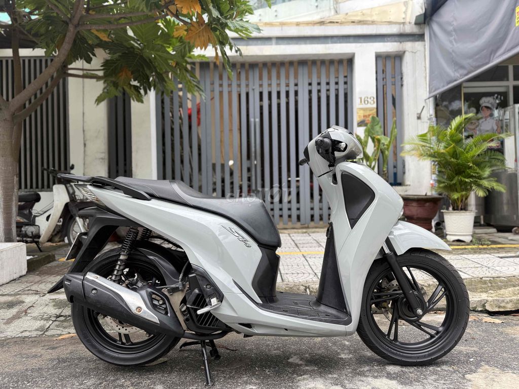 SH 125i 2018 от собственника рассрочка от 8tr
