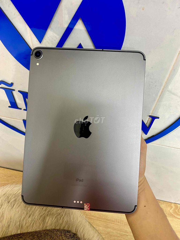 Apple iPad Pro 2018 (11inch) 64GB bản Wifi sim 4G