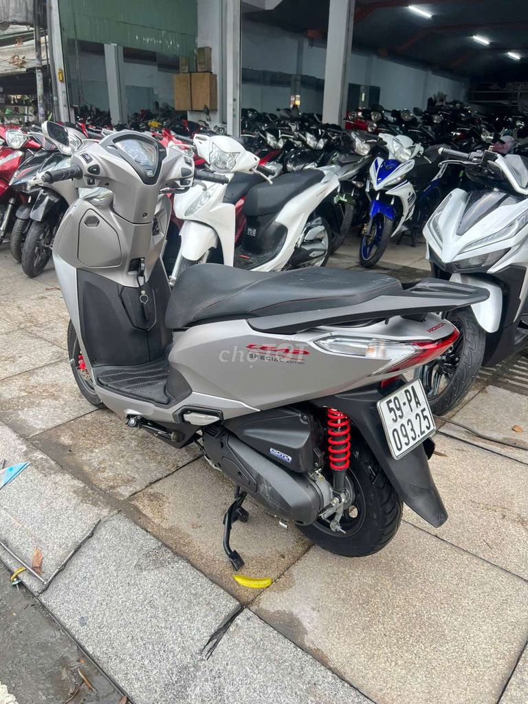 Honda Lead 2023 Серебристый Б/у