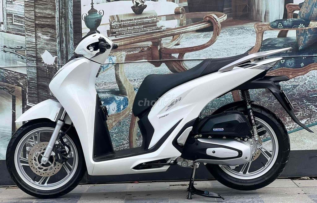 SH150 CBS 2022 mới 99% - Trả trước 45tr nhận xe ✅. Mua bán Xe máy tại Quận Tây Hồ Hà Nội được đăng bởi Nguyễn thị xuân hình 4