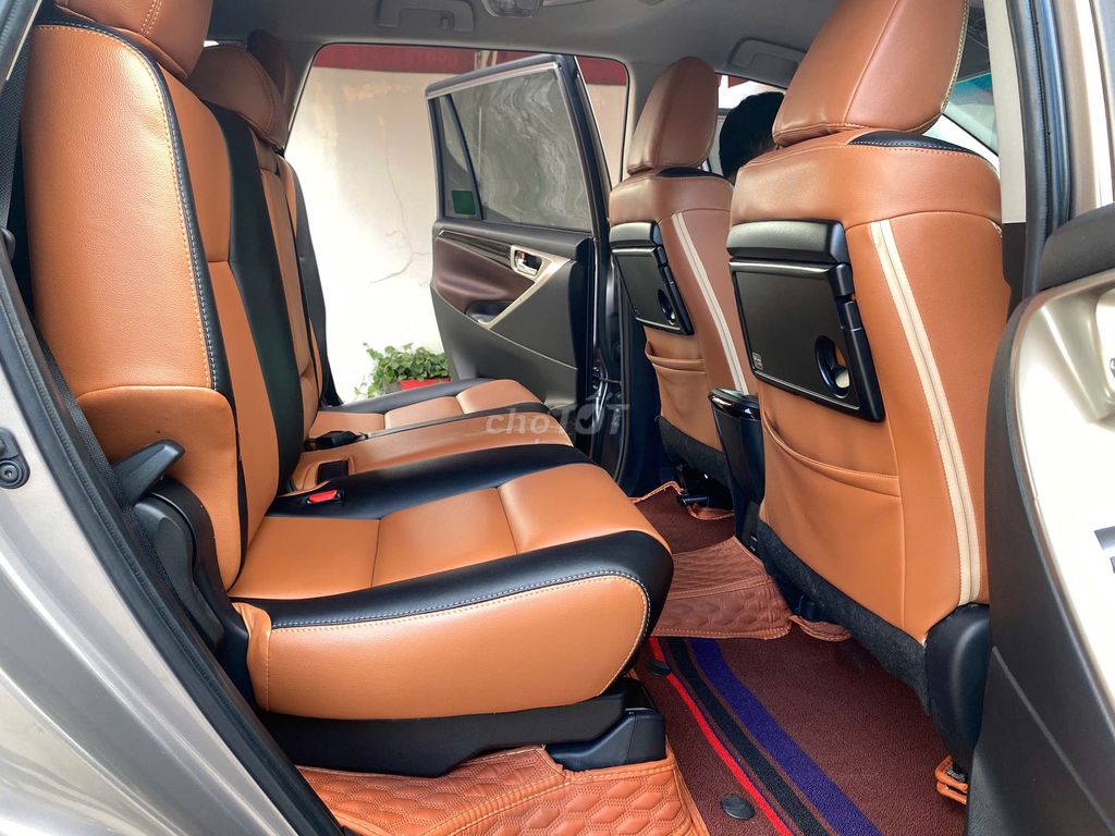 Innova 2.0G AT 2023 -8 Chỗ - Tự động, lướt 9.706km. Mua bán Ô tô tại Quận Gò Vấp Tp Hồ Chí Minh được đăng bởi Thanh Trang Toyota Sure hình 4