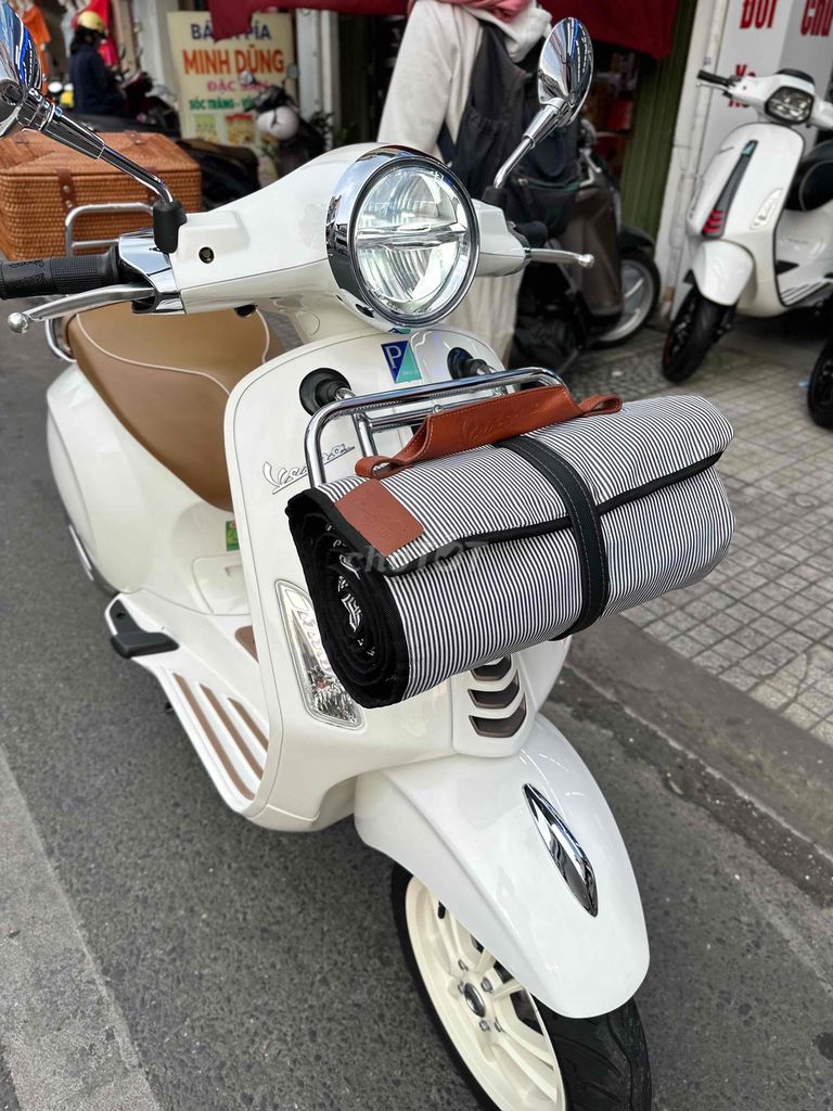 PRIMAVERA BẢN BICNIC. BẢN GIỚI HANH CHÍNH CHỦ. Mua bán Xe máy tại Quận Phú Nhuận Tp Hồ Chí Minh được đăng bởi vespa cũ PiAGIO Cao Cấp TUẤN CƯƠNG SAIGON  hình 2