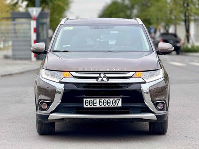 Mitsubishi Outlander 2017 Nâu 10 vạn km