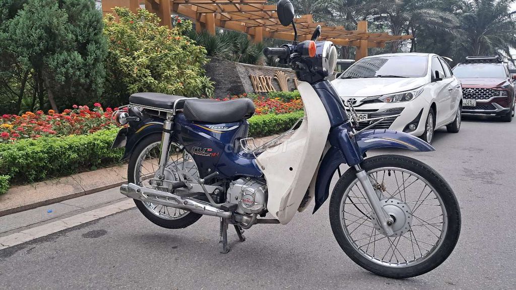 Honda Cub Xanh đậm, Trắng. Mua bán Xe máy tại Quận Hai Bà Trưng Hà Nội được đăng bởi bùi hữu liêm  hình 2