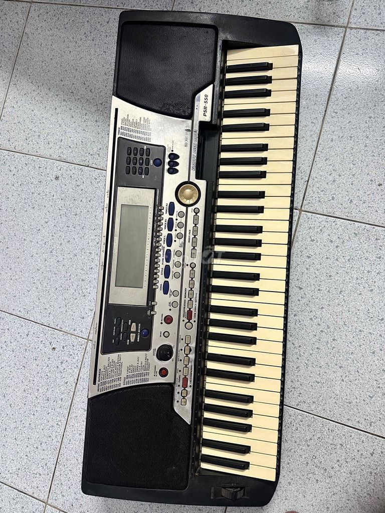 Đàn Organ Yamaha PSR-550 Đen trắng. Mua bán Nhạc cụ tại Thành phố Thuận An Bình Dương được đăng bởi Quynh hình 1