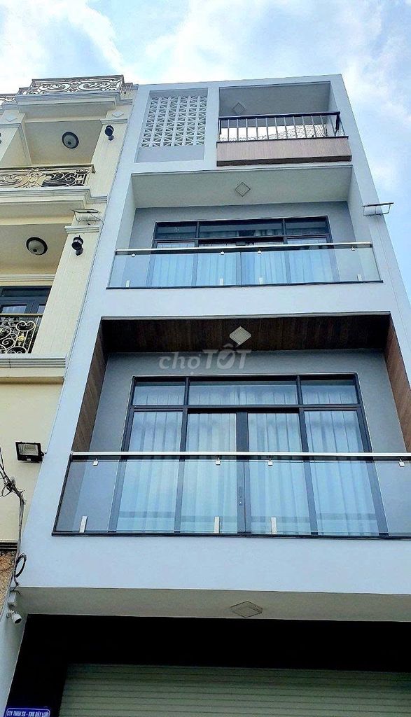 Rent · 4 bd · 90 м² · Quận Tân Phú, ул. Đường Nguyễn Cửu Đàm
