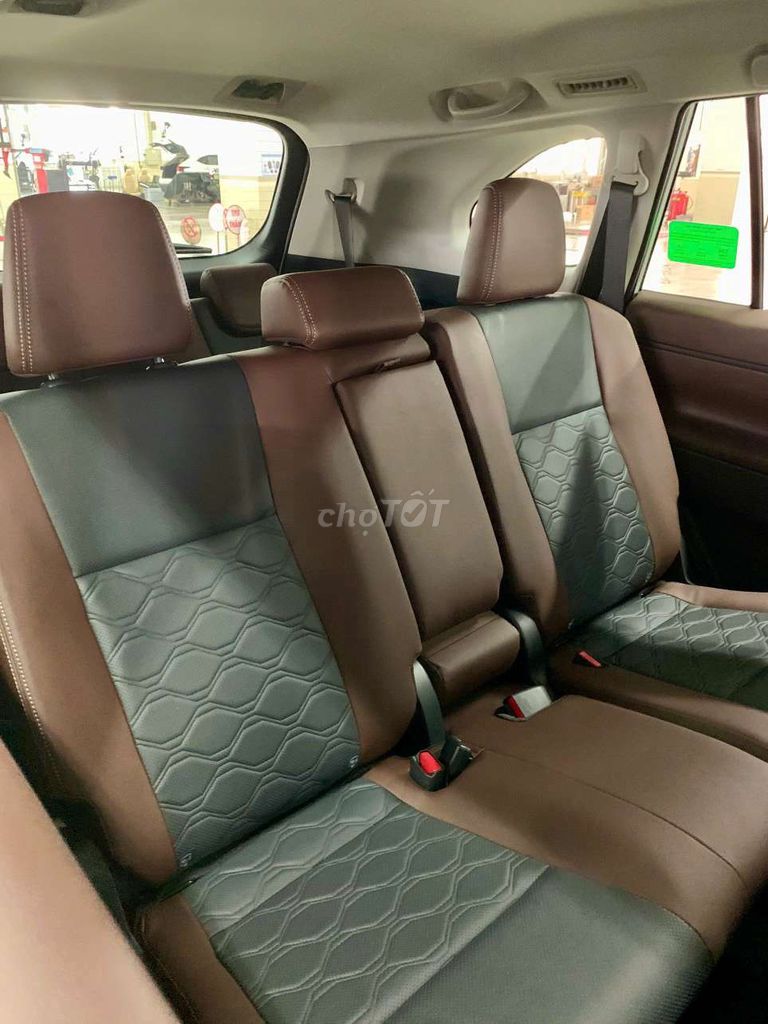 Ra mắt INNOVA CROSS 2026 8 chỗ tặng bảo hiểm PKien. Mua bán Ô tô tại Quận Hải Châu Đà Nẵng được đăng bởi ĐẠI LÝ TOYOTA ĐÀ NẴNG hình 3