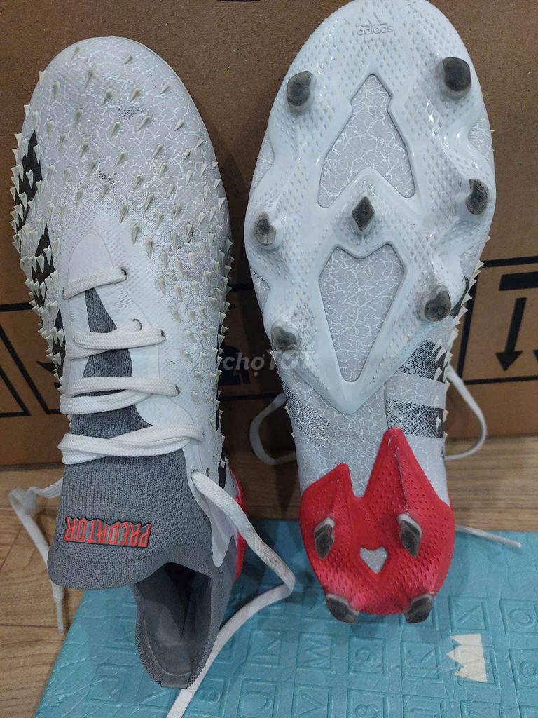 Giày Bóng Đá adidas Predator cỡ 41,mới đá 2 trận