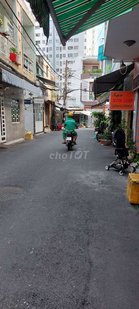 Bán đất gần ngay Lũy Bán Bích-Thoại Ngọc Hầu, Trường Huỳnh Văn Chính.