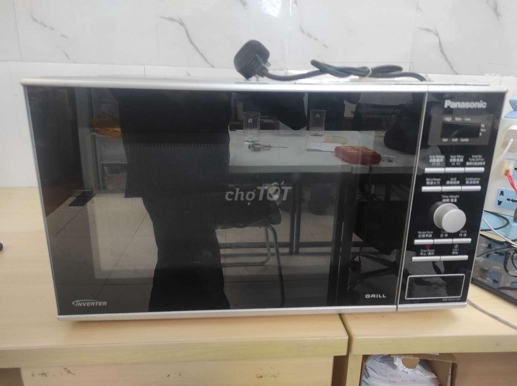 Lò vi sóng Panasonic NN-GT353M Bạc Nướng Inverter. Mua bán Bếp, lò, đồ điện nhà bếp tại Quận Bình Thạnh Tp Hồ Chí Minh được đăng bởi Điện máy giá tốt hình 1