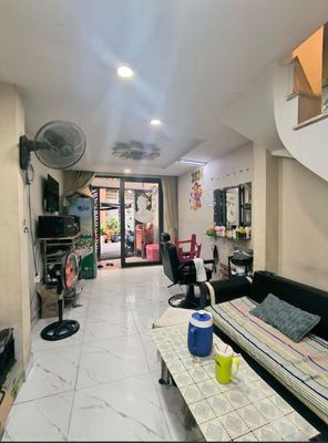 Townhouse 40 m² · 4 bed · Lê Văn Sỹ