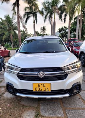 Suzuki XL7 2022 Trắng 7 chỗ