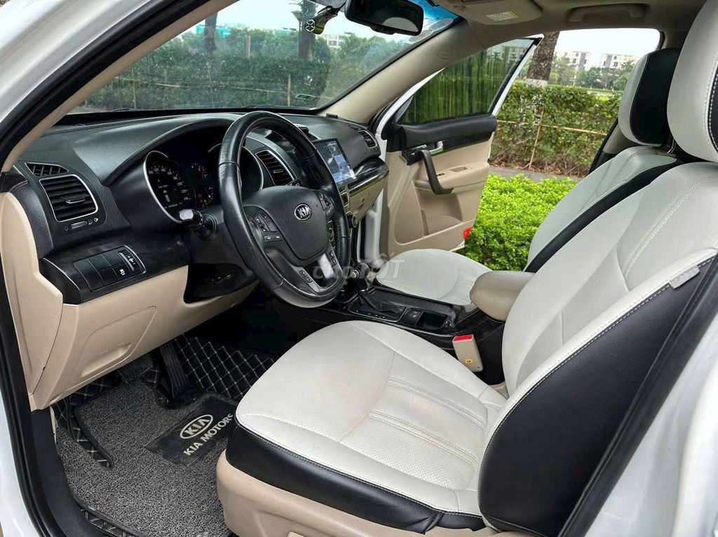 Chính chủ bán xe Kia Sorento 2016 2WD 2.4 GATHfull. Mua bán Ô tô tại Quận Bắc Từ Liêm Hà Nội được đăng bởi Lương hình 6