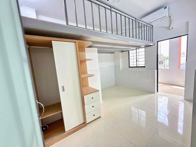Room 20 m² · Đường Lạc Long Quân