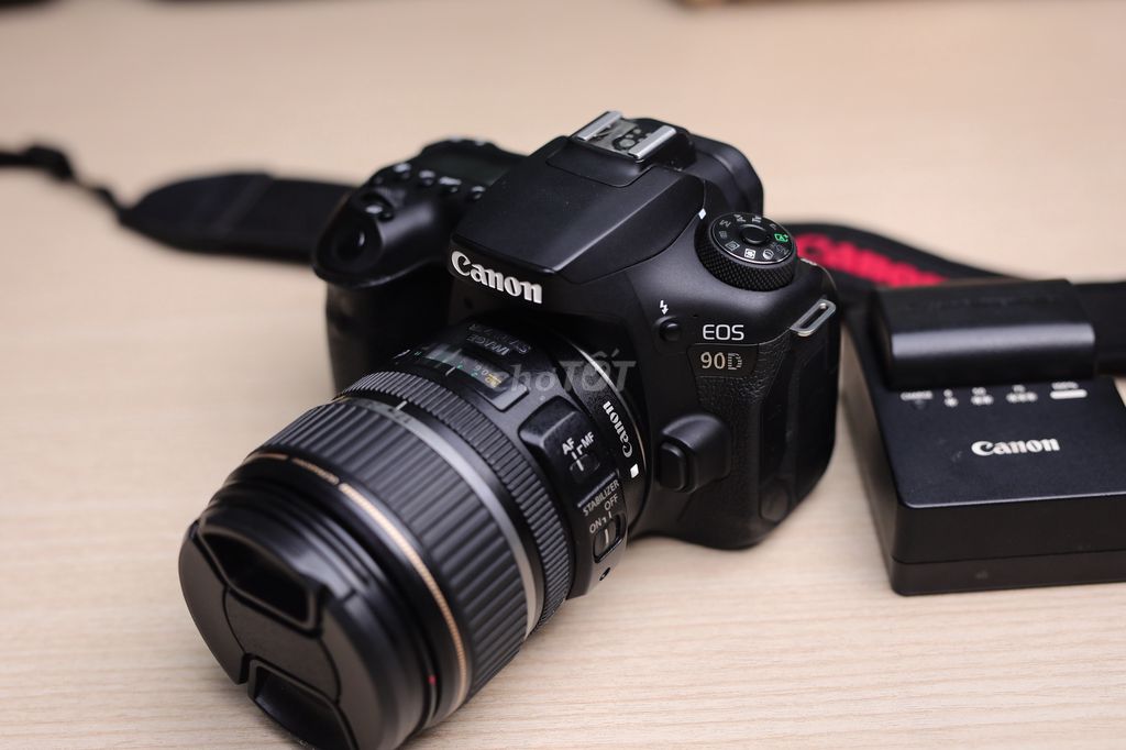 Máy ảnh Canon 90D DSLR Đen. Mua bán Máy ảnh, Máy quay tại Thành phố Thủ Đức Tp Hồ Chí Minh được đăng bởi hiếu nguyễn hình 1