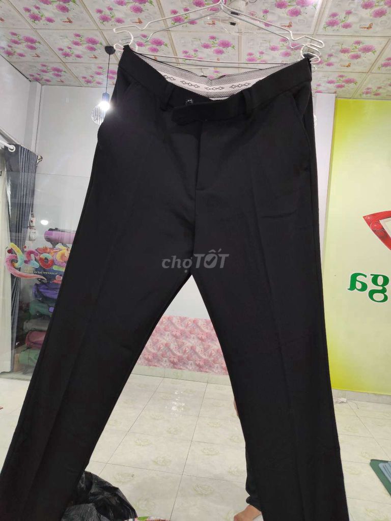 Quần âu đen size 31 sale rẻ. Mua bán Quần áo tại Huyện Hóc Môn Tp Hồ Chí Minh được đăng bởi five star  hình 1