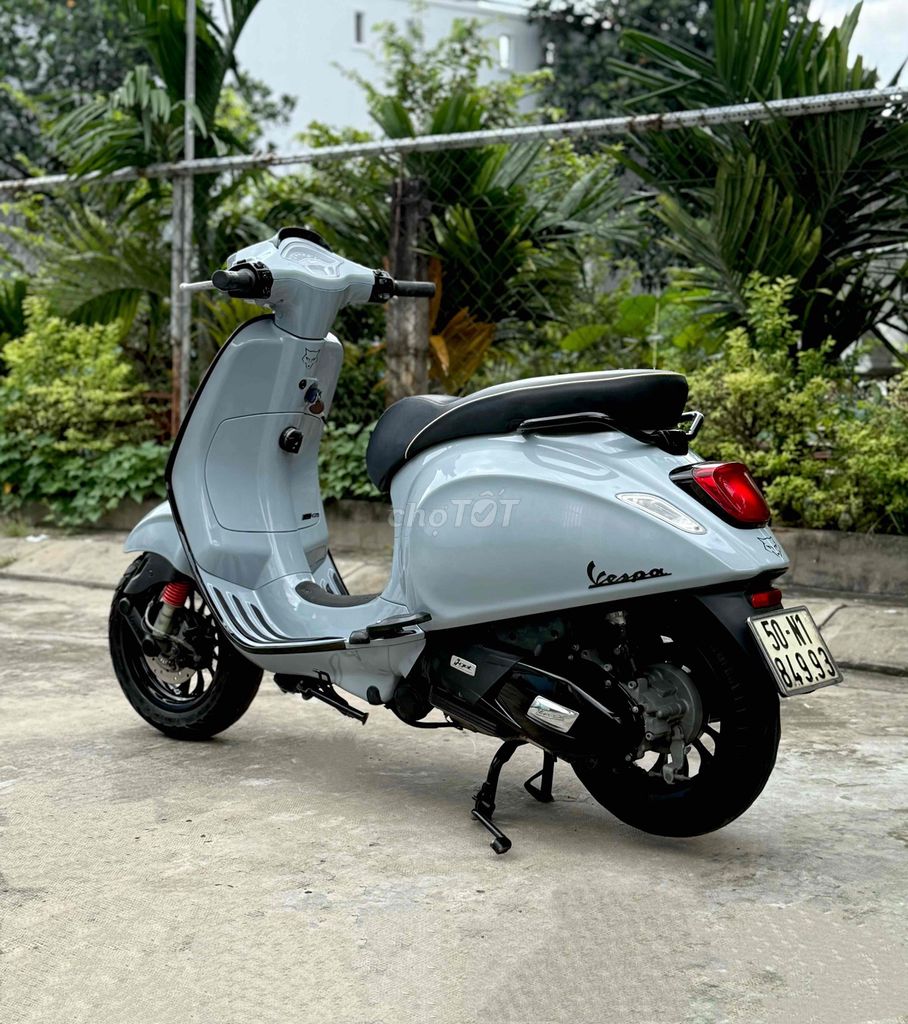 Vespa Sprint 2019 xxm đèn Led Bstp 9 chủ. Mua bán Xe máy tại Quận Bình Tân Tp Hồ Chí Minh được đăng bởi Hoàng Tuấn hình 3