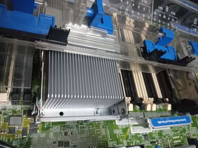 server HP DL380 Gen8 máy chủ ảo hóa. Mua bán Máy tính để bàn tại Quận 4 Tp Hồ Chí Minh được đăng bởi phule