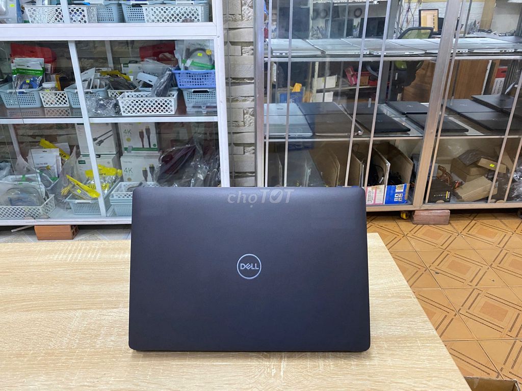 Dell Latitude 5300 i5-8265U/8GB/256GB. Mua bán Laptop tại Thành phố Sóc Trăng Sóc Trăng được đăng bởi Trần Nghĩa Laptop hình 1