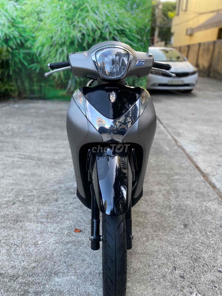 Shmode xám 2015 xe đẹp máy nguyên rin. Mua bán Xe máy tại Quận Thanh Khê Đà Nẵng được đăng bởi Long hình 2