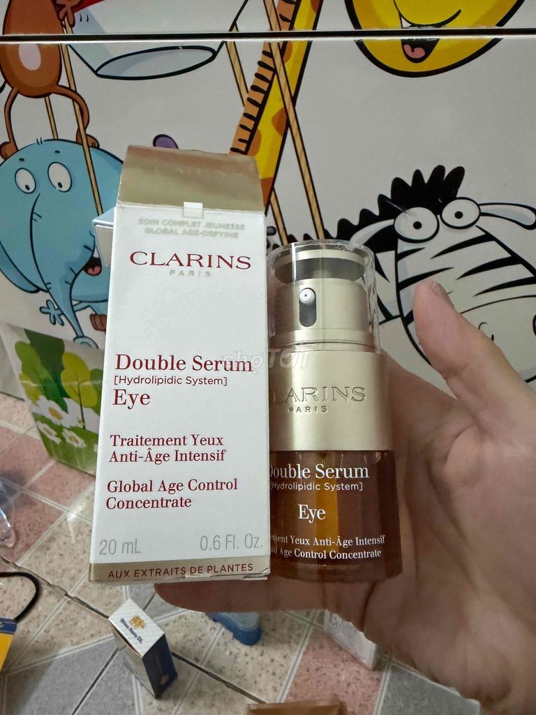 Tinh chất dưỡng mắt Clarins Double Serum Eye. Mua bán Phụ kiện thời trang khác tại Quận Cẩm Lệ Đà Nẵng được đăng bởi Star hình 1