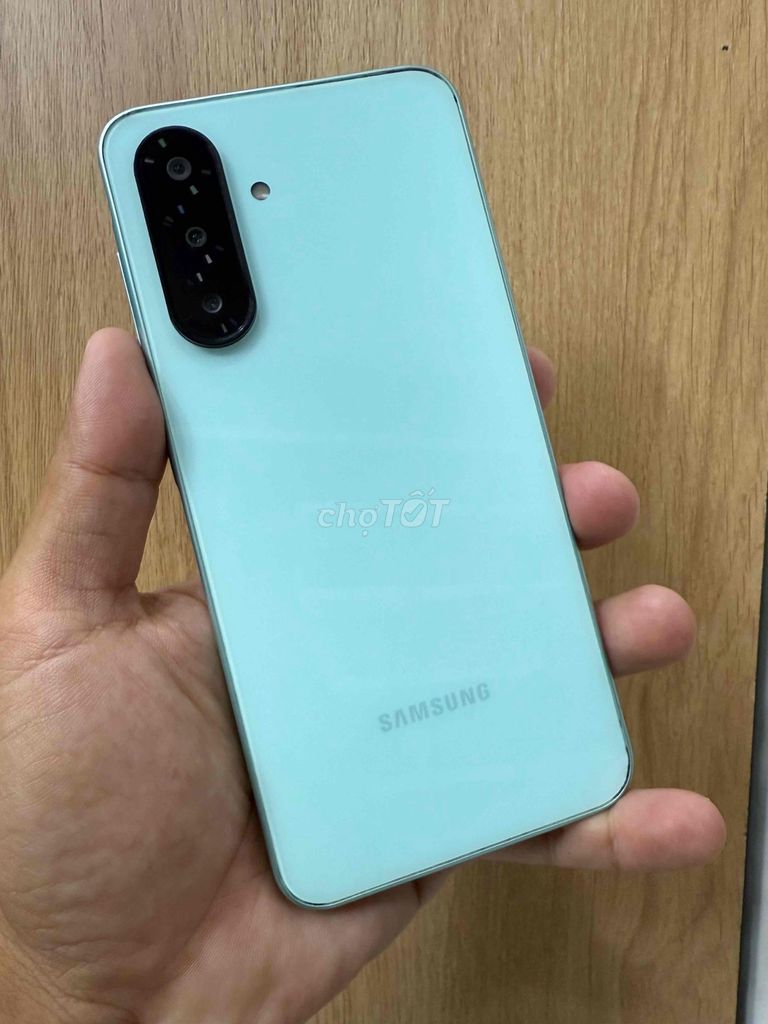 Samsung Galaxy A26 5G Xanh Ngọc 8GB/256GB. Mua bán Điện thoại tại Quận Gò Vấp Tp Hồ Chí Minh được đăng bởi Kim Long Mobile hàng thanh lý hình 1