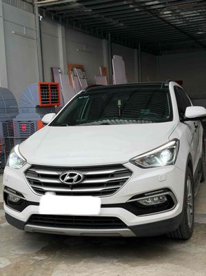 Hyundai Santafe Cao Cấp 2 cầu Trắng 80.000 km